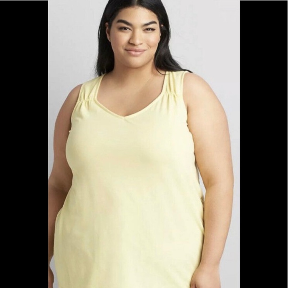 NWT Lane Bryant gathered shoulder Vneck tank 22/24